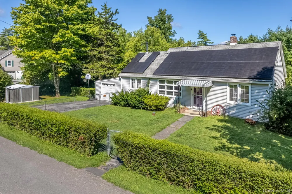 15 Old Mill Road Esopus, NY 12429
