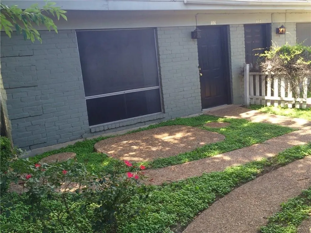 602 W 51st Street #102 Austin, TX 78751