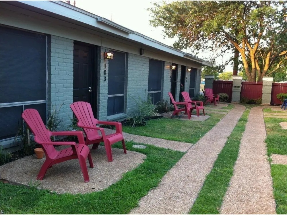 602 W 51st Street #102 Austin, TX 78751