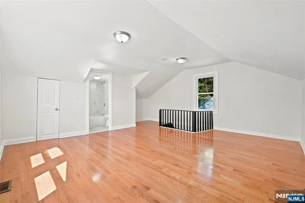 299 Smith Street Newark, NJ 07106