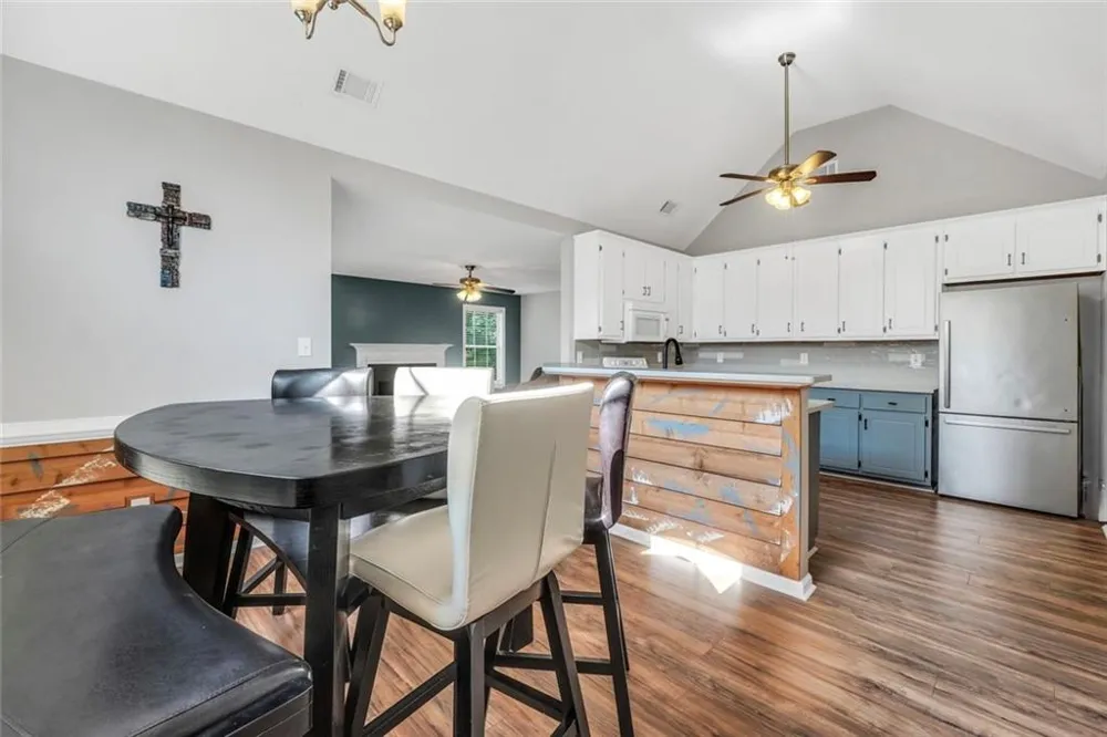 1130 Larkspur Drive Locust Grove, GA 30248