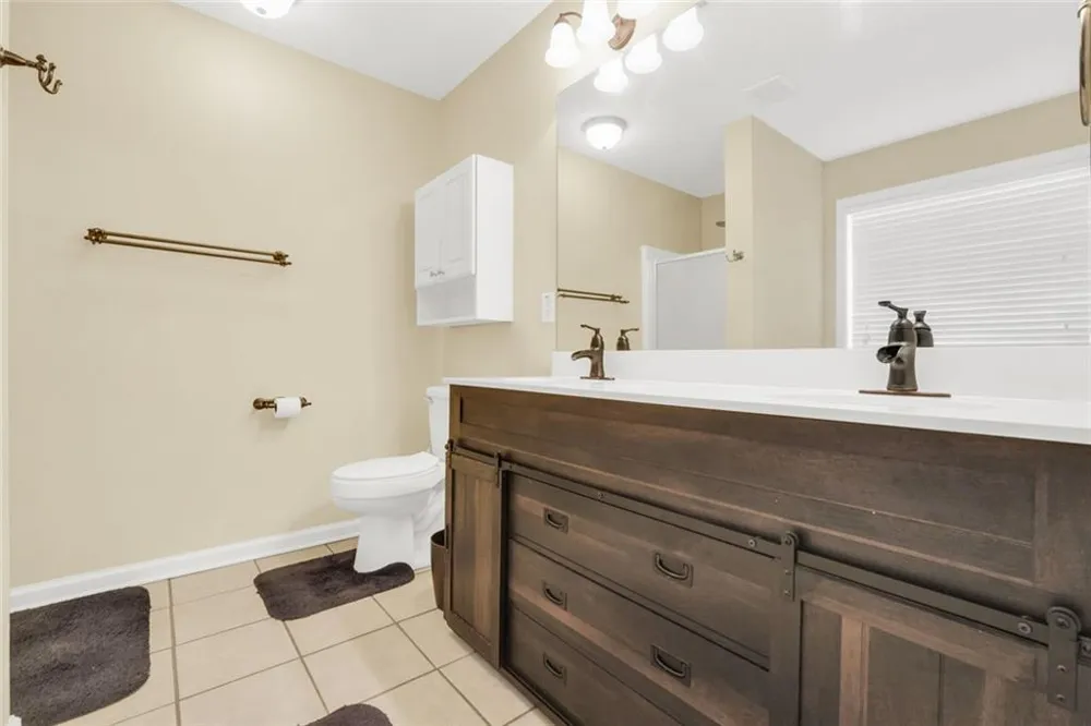 1130 Larkspur Drive Locust Grove, GA 30248