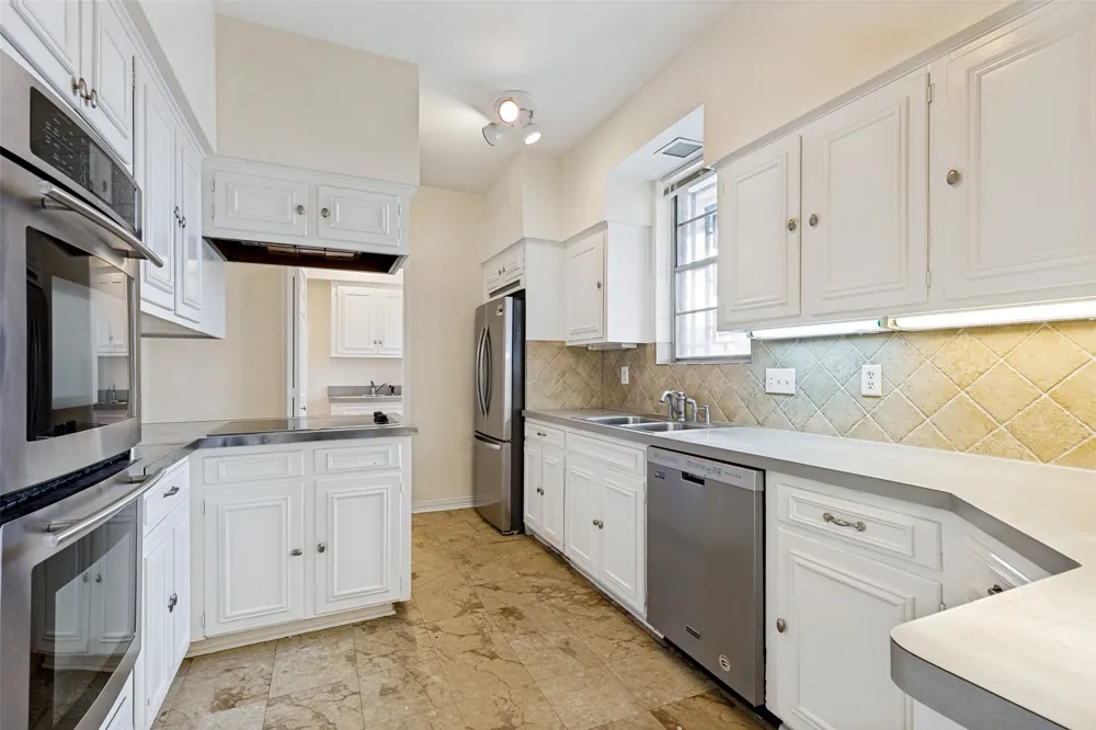 9133 Boedeker Circle Dallas, TX 75225
