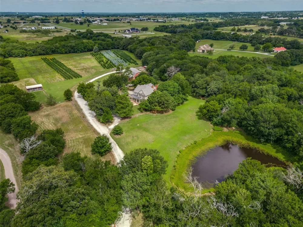 1833 Dr Sanders Road Cross Roads, TX 76227