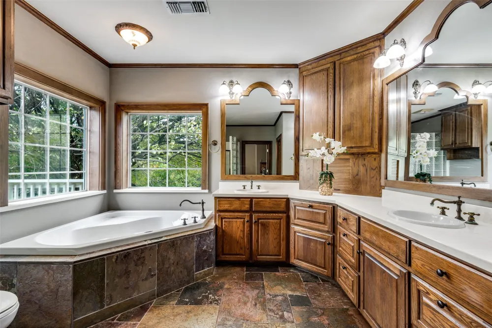 1833 Dr Sanders Road Cross Roads, TX 76227