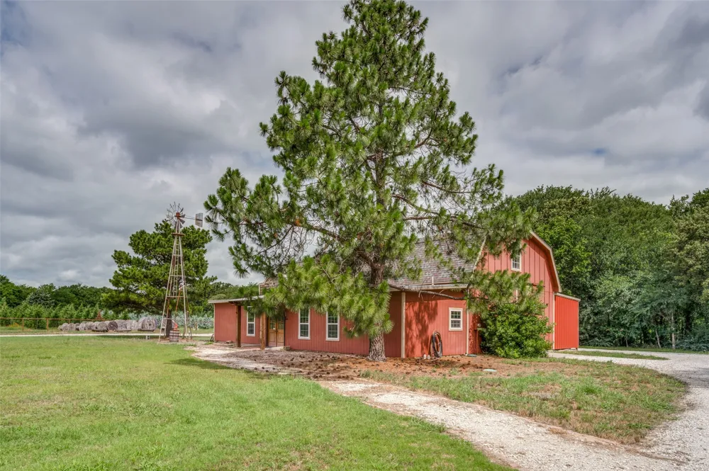 1833 Dr Sanders Road Cross Roads, TX 76227
