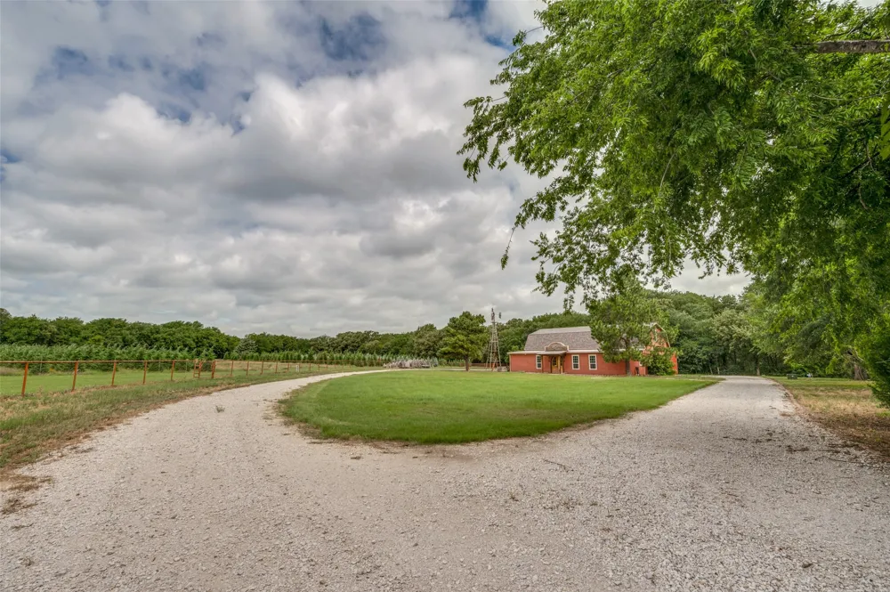 1833 Dr Sanders Road Cross Roads, TX 76227