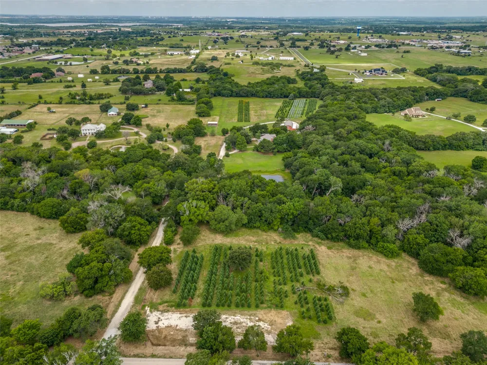 1833 Dr Sanders Road Cross Roads, TX 76227