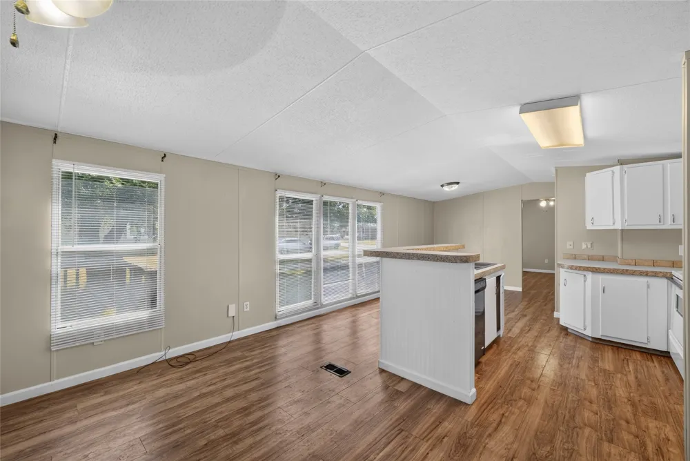 1341 Flying L Lane #10 Mansfield, TX 76063