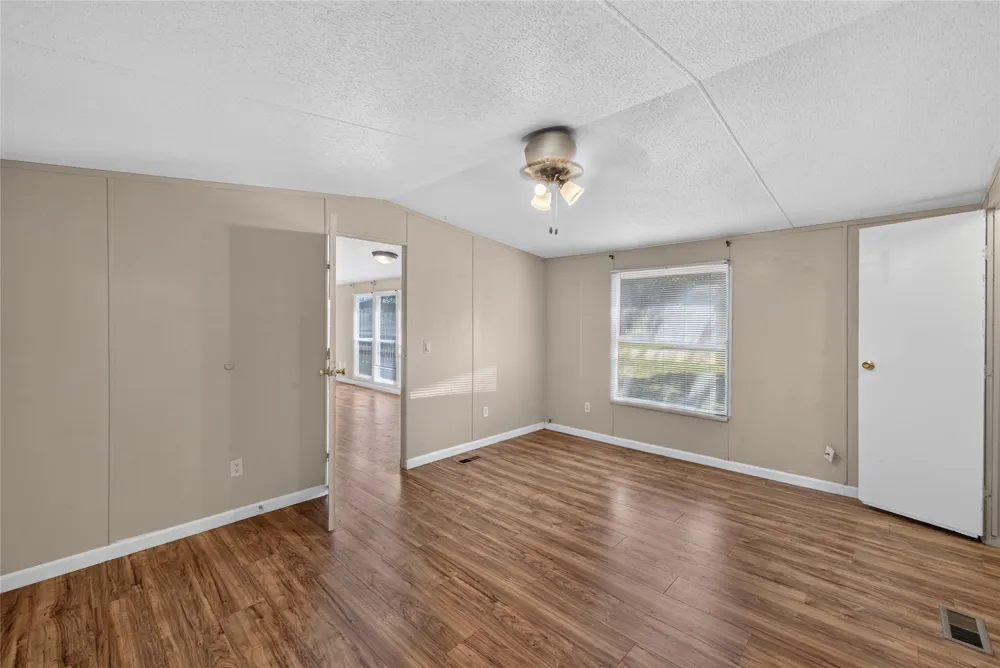 1341 Flying L Lane #10 Mansfield, TX 76063