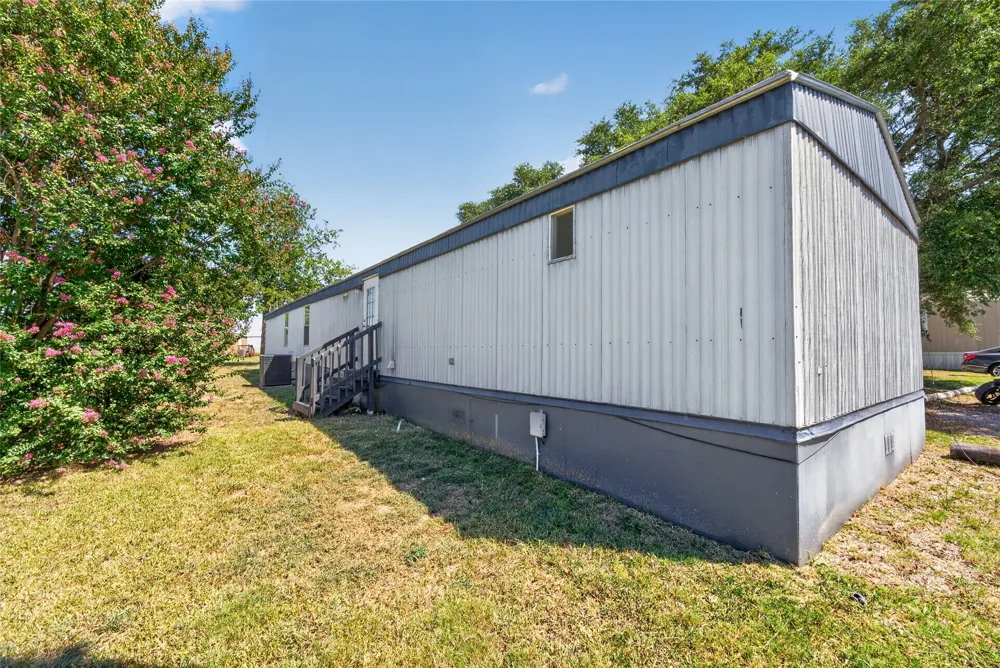 1341 Flying L Lane #10 Mansfield, TX 76063
