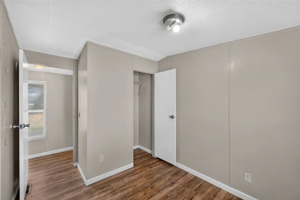 1341 Flying L Lane #10 Mansfield, TX 76063