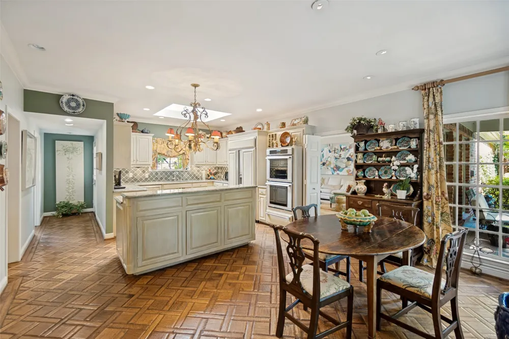 3418 Dartmouth Avenue Highland Park, TX 75205
