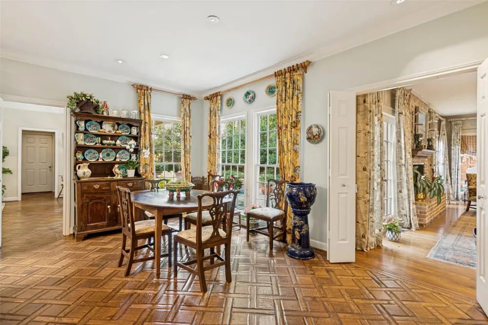 3418 Dartmouth Avenue Highland Park, TX 75205