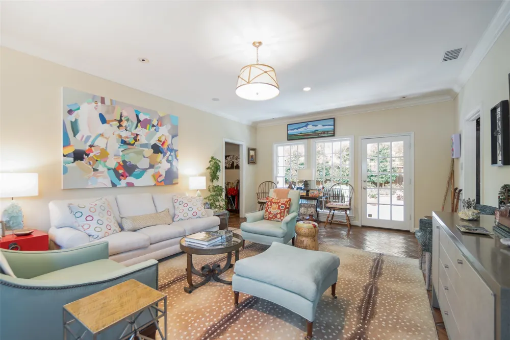 3418 Dartmouth Avenue Highland Park, TX 75205