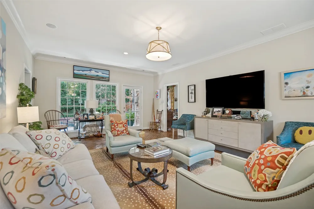 3418 Dartmouth Avenue Highland Park, TX 75205