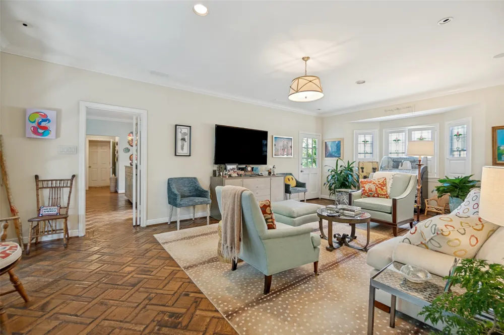 3418 Dartmouth Avenue Highland Park, TX 75205