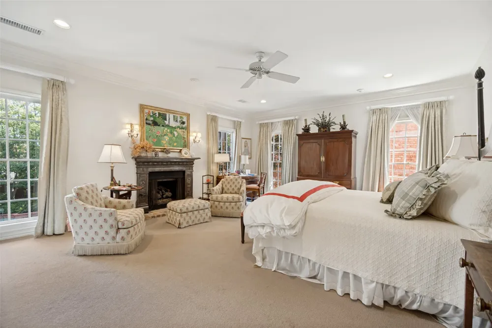 3418 Dartmouth Avenue Highland Park, TX 75205