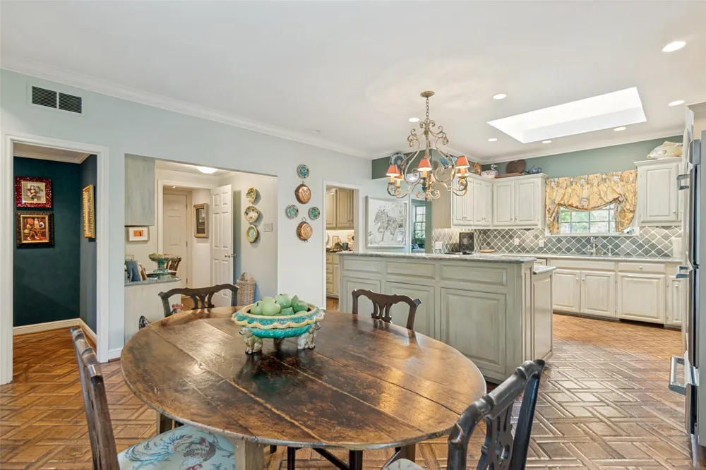3418 Dartmouth Avenue Highland Park, TX 75205