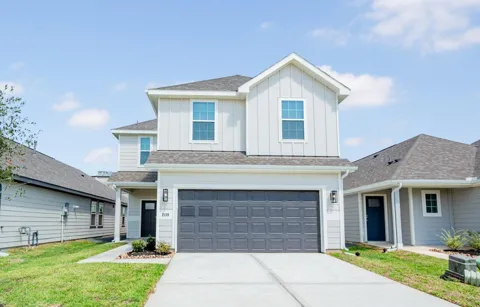 2118 Creole Creek Lane
