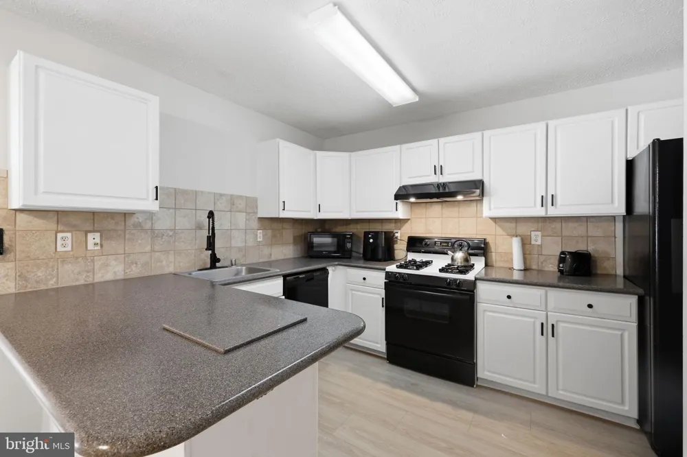 409 LILY BROOK COURT Pasadena, MD 21122
