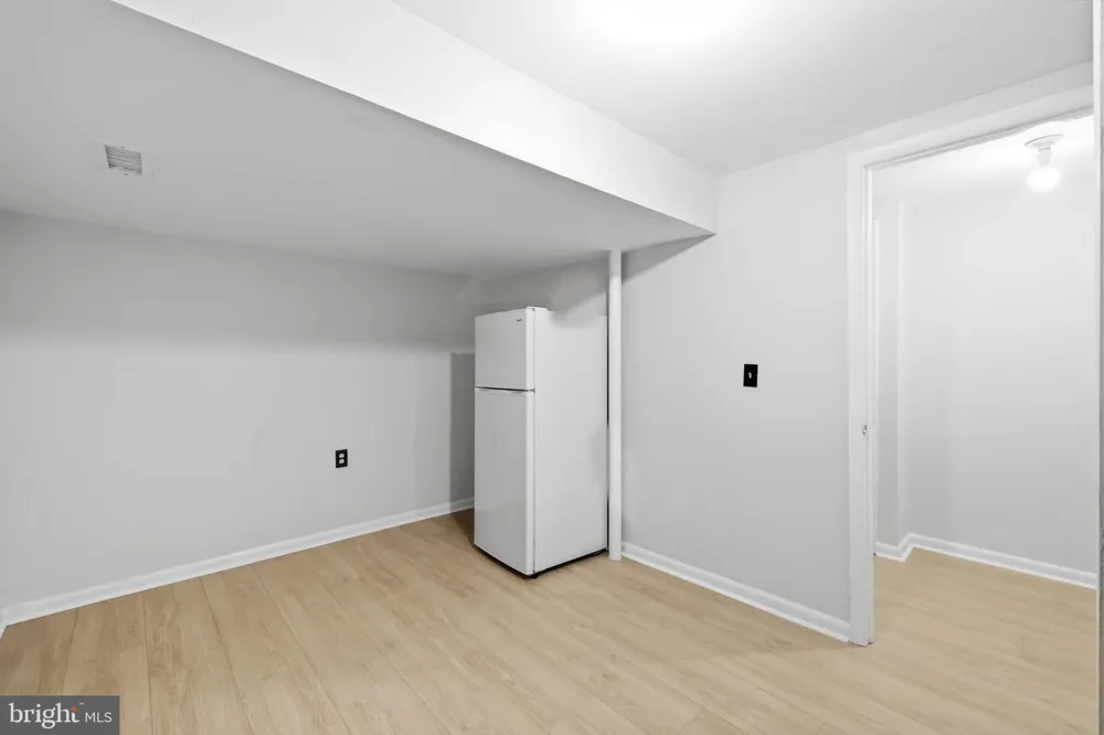 409 LILY BROOK COURT Pasadena, MD 21122