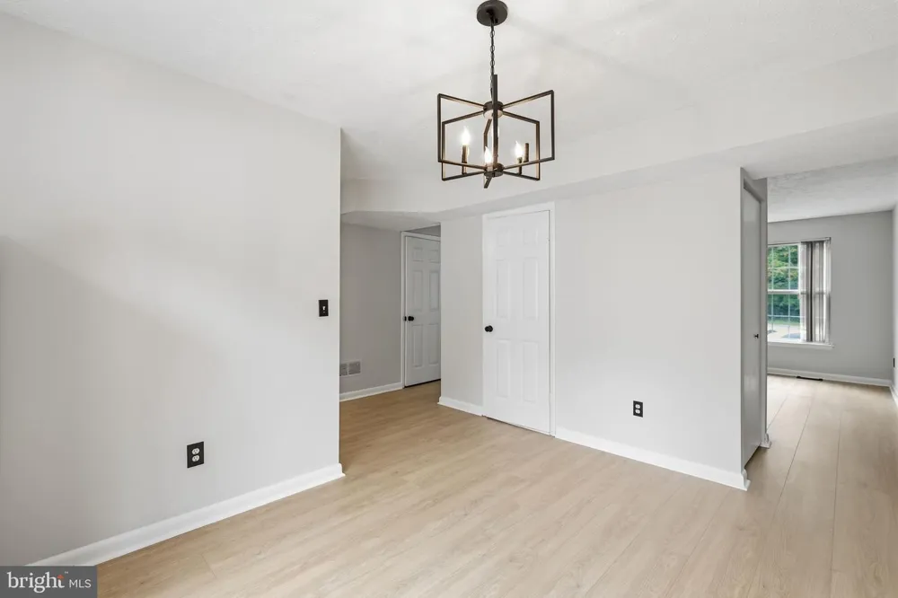 409 LILY BROOK COURT Pasadena, MD 21122