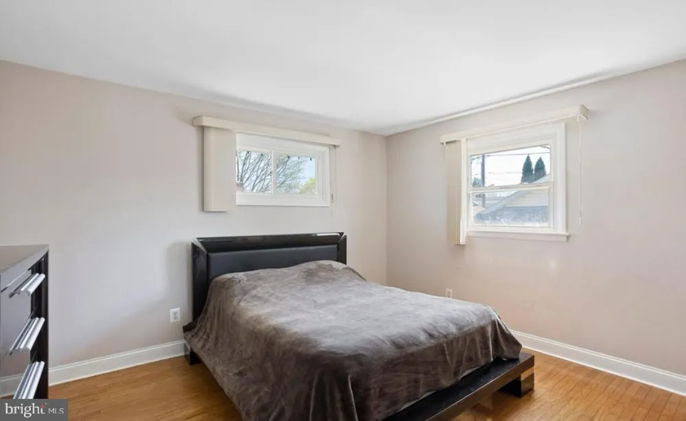 631 S CENTRAL BOULEVARD Broomall, PA 19008