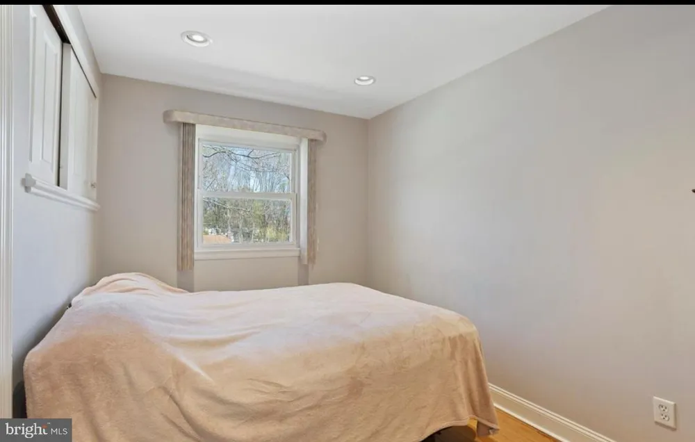 631 S CENTRAL BOULEVARD Broomall, PA 19008