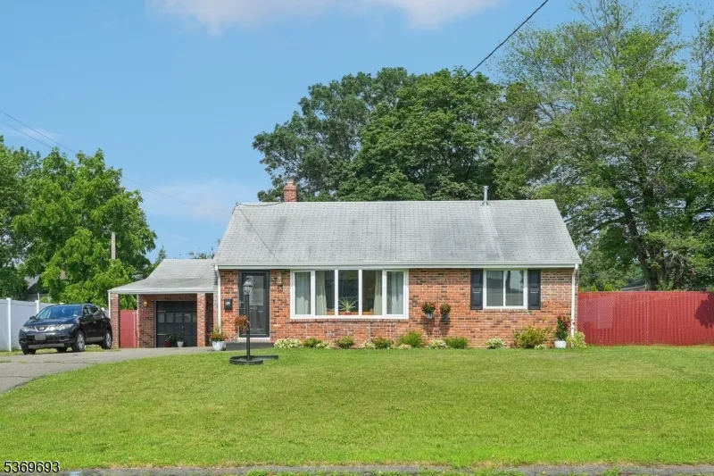 20 Leonard Ter Wayne, NJ 07470