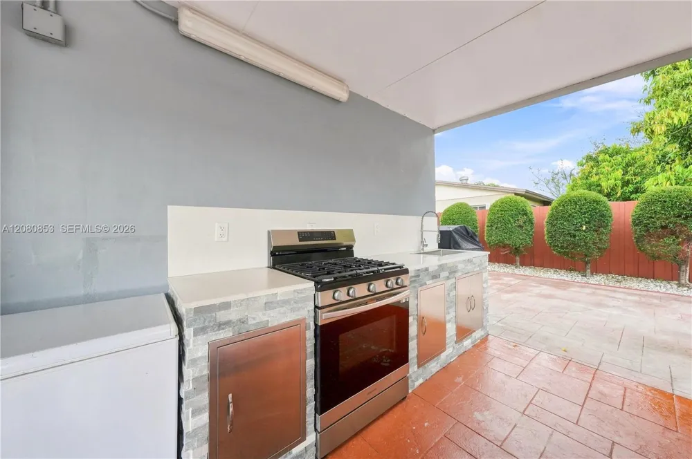 4111 NW 203rd Ln Miami Gardens, FL 33055