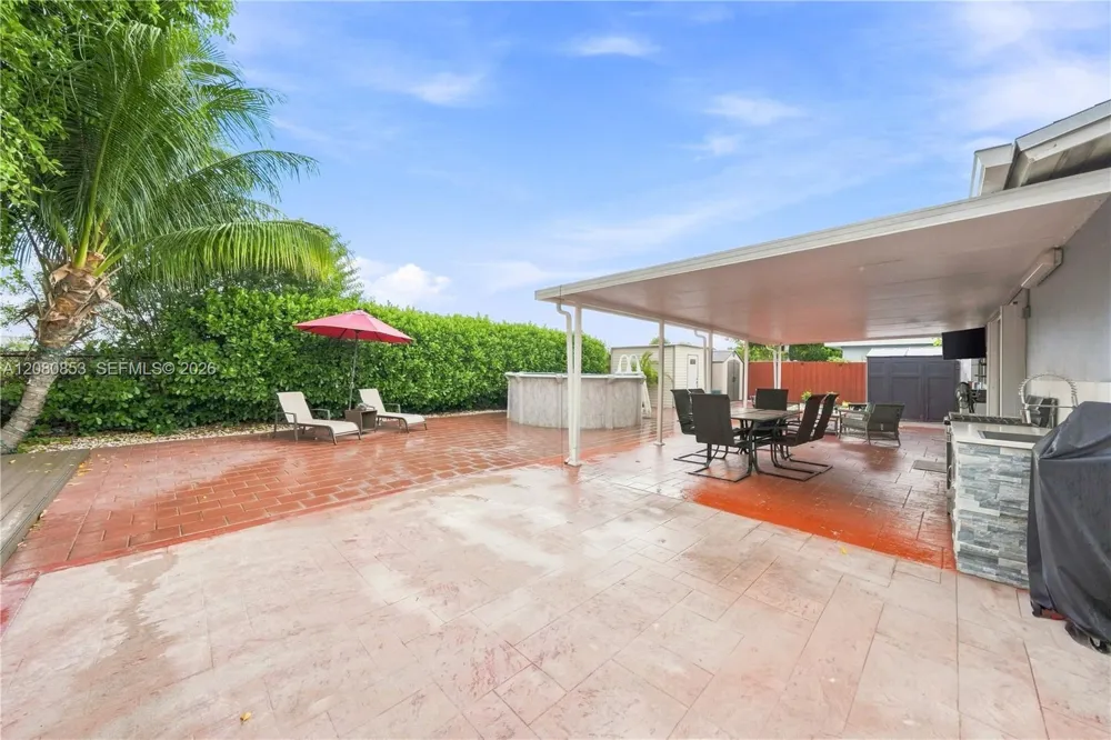 4111 NW 203rd Ln Miami Gardens, FL 33055