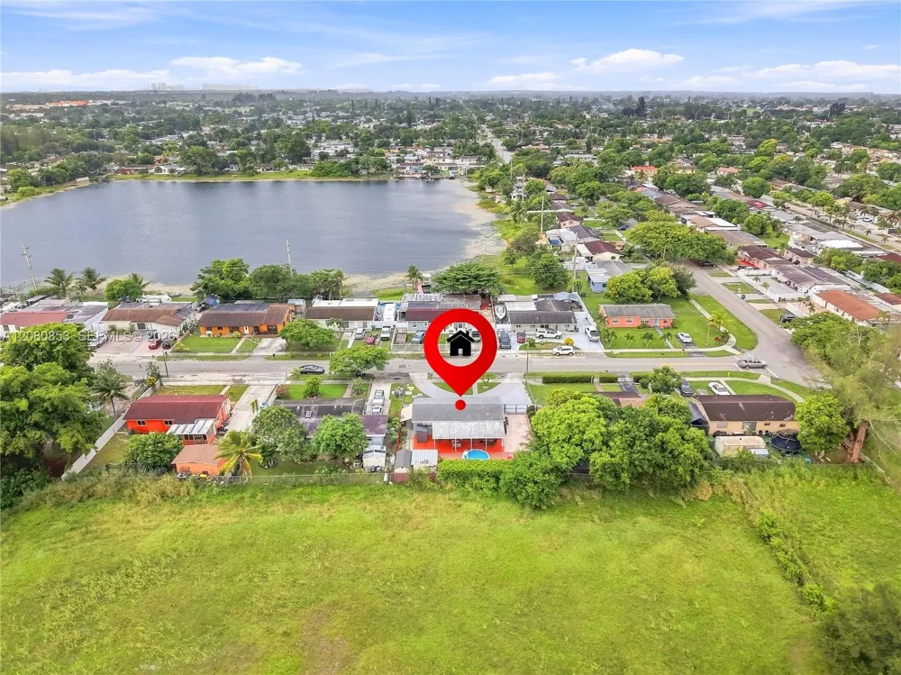 4111 NW 203rd Ln Miami Gardens, FL 33055