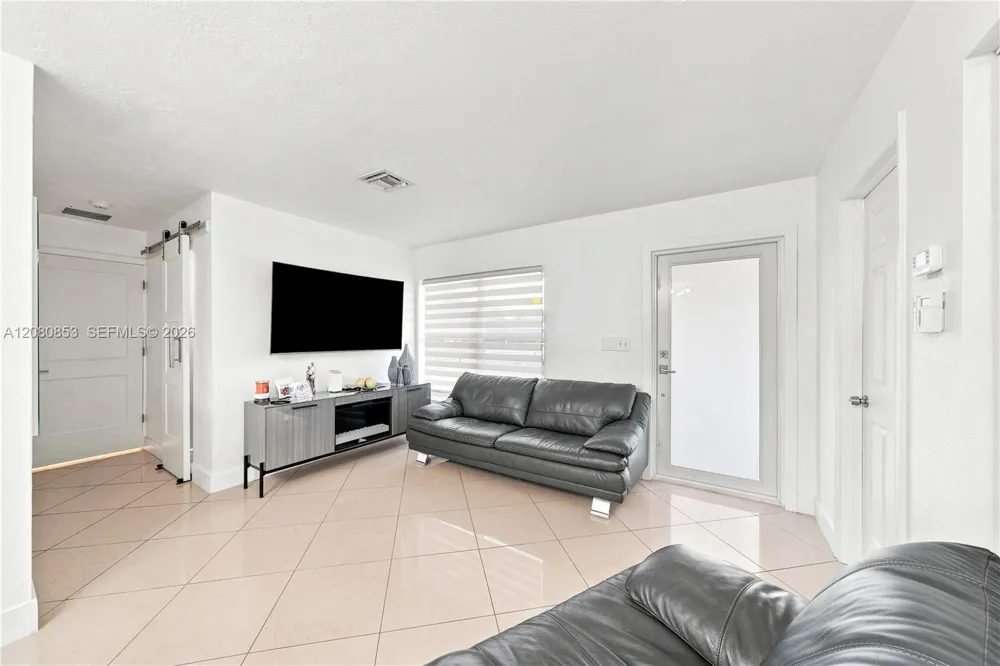 4111 NW 203rd Ln Miami Gardens, FL 33055