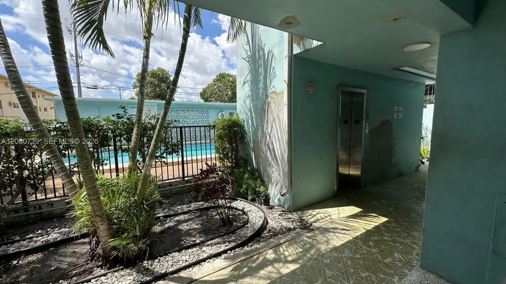 380 E 35th St #9 Hialeah, FL 33013