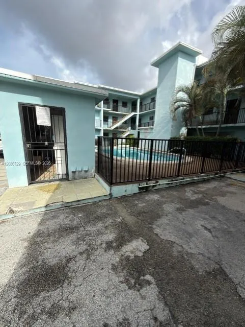 380 E 35th St #9 Hialeah, FL 33013