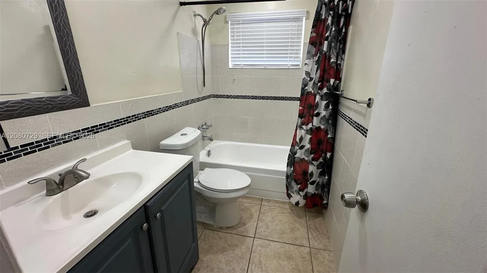 380 E 35th St #9 Hialeah, FL 33013