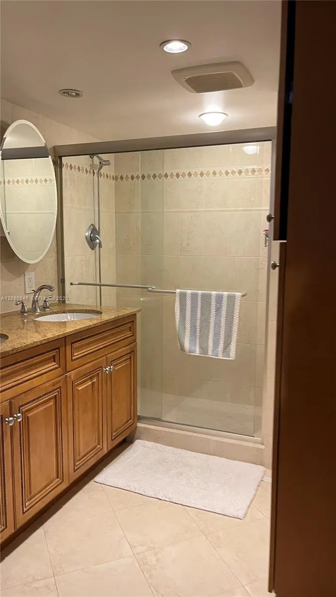 2751 S Ocean Dr #406S Hollywood, FL 33019