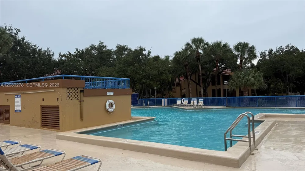 15525 Miami Lakeway N #206 Miami Lakes, FL 33014