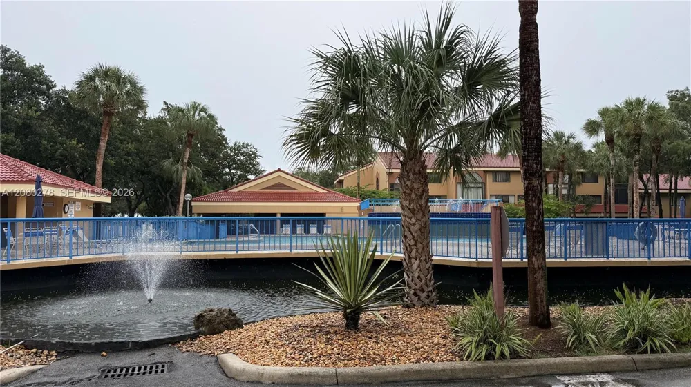 15525 Miami Lakeway N #206 Miami Lakes, FL 33014