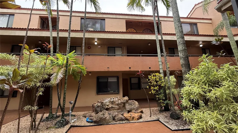 15525 Miami Lakeway N #206 Miami Lakes, FL 33014