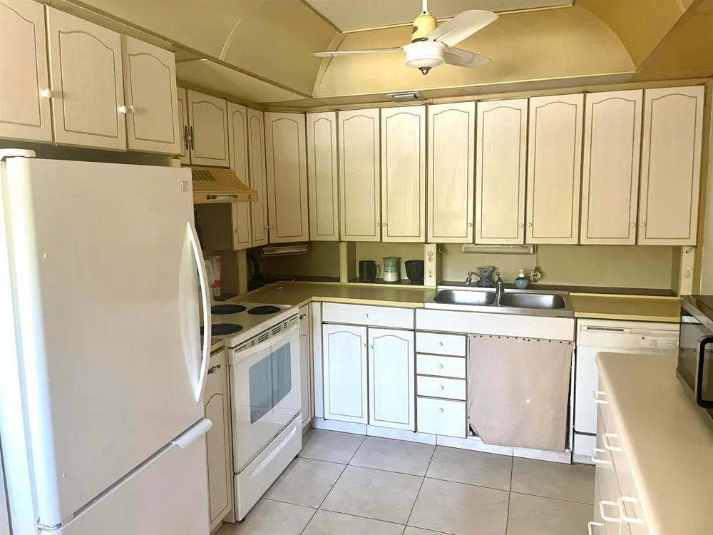 159 KESWICK C Deerfield Beach, FL 33442