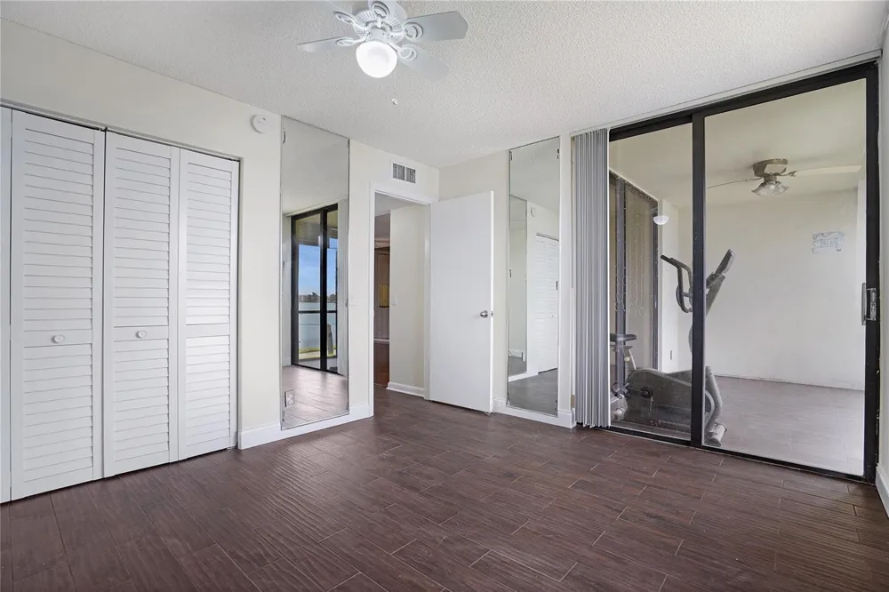 109 Lake Emerald Drive #110 Oakland Park, FL 33309