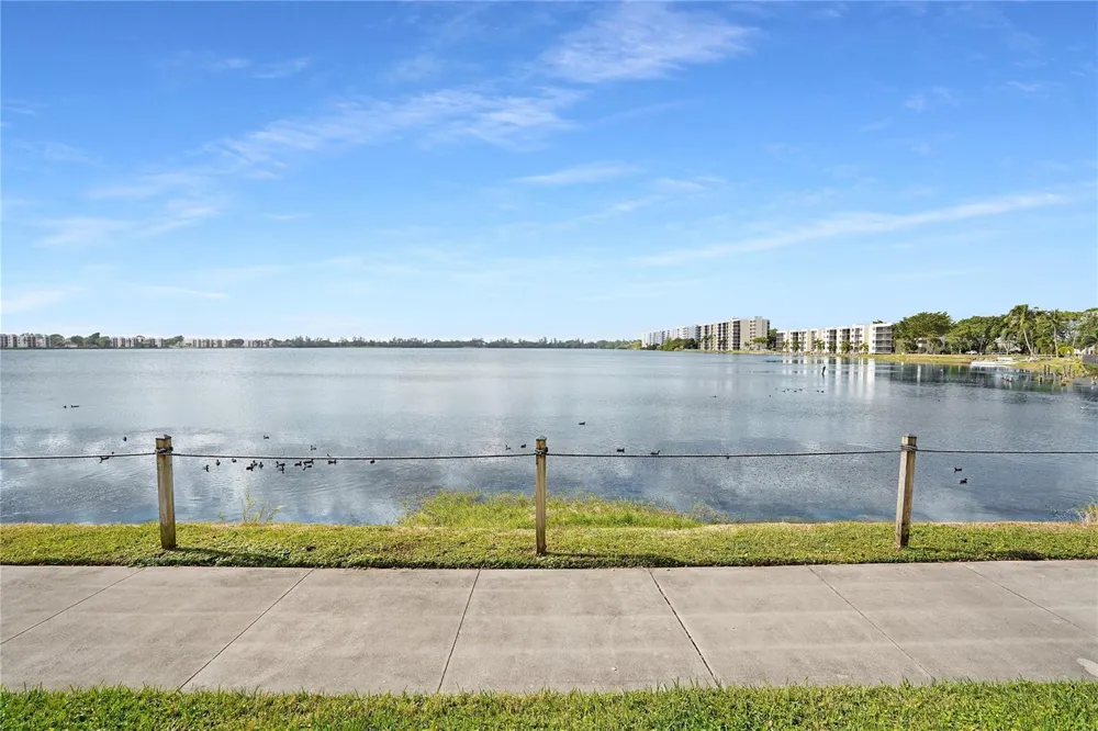 109 Lake Emerald Drive #110 Oakland Park, FL 33309