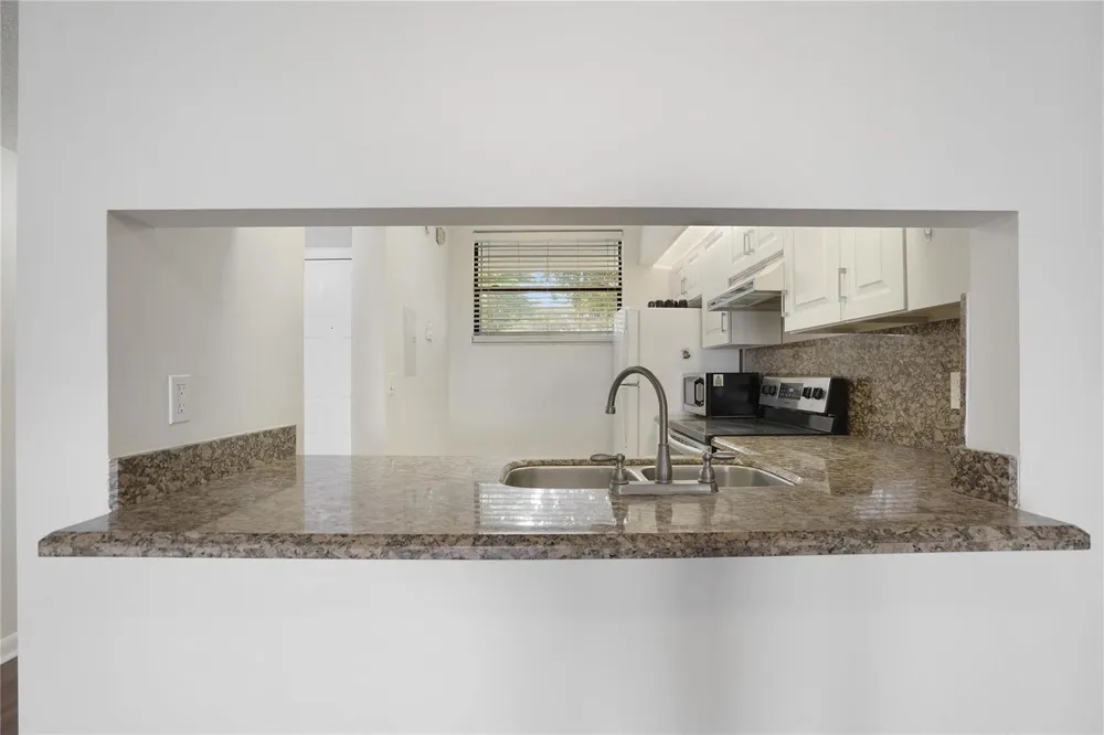 109 Lake Emerald Drive #110 Oakland Park, FL 33309