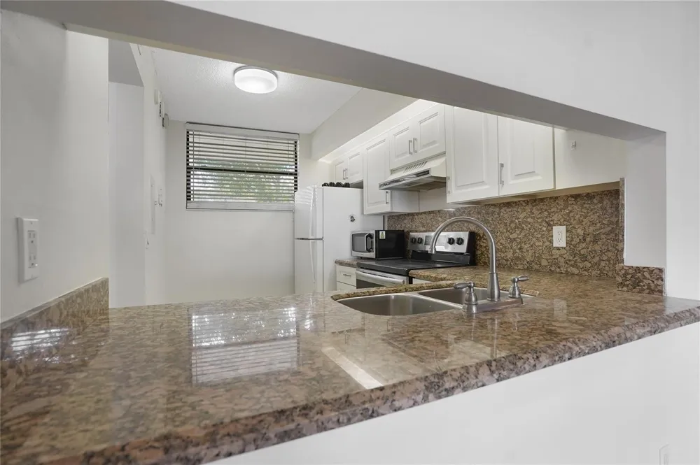 109 Lake Emerald Drive #110 Oakland Park, FL 33309