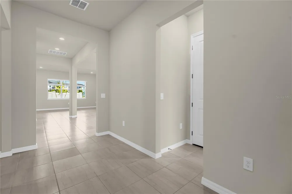 10411 PARK ESTATES AVENUE Orlando, FL 32836