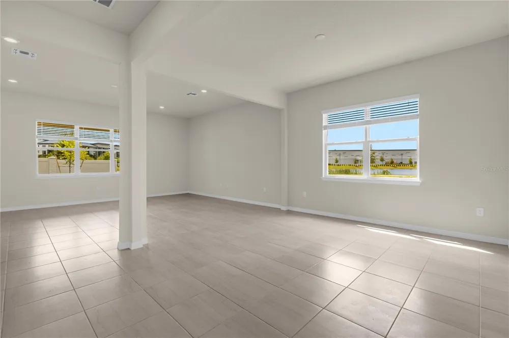 10411 PARK ESTATES AVENUE Orlando, FL 32836