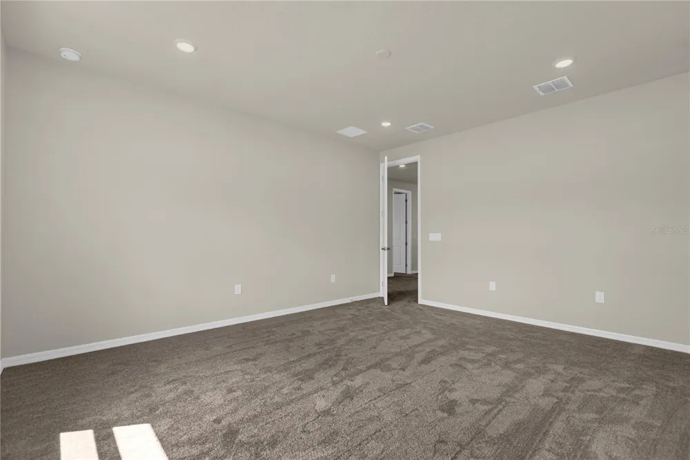 10411 PARK ESTATES AVENUE Orlando, FL 32836