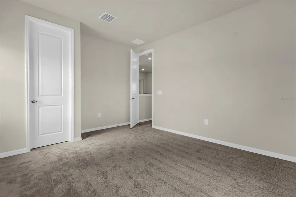 10411 PARK ESTATES AVENUE Orlando, FL 32836